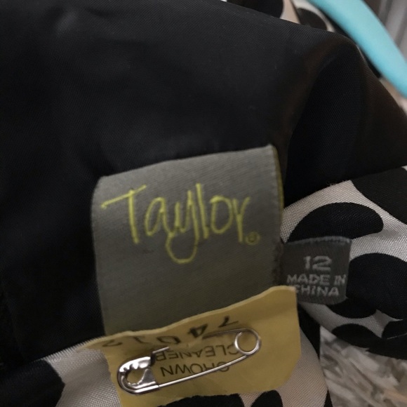 Taylor by Ann Taylor Polkadot dress - Picture 7 of 8